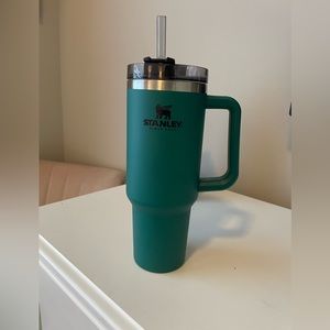 Stanley 40oz quencher in tidepool